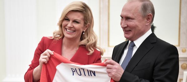 Председница Хрватске Колинда Грабар Китаровић и председник Русије Владимир Путин Председница Хрватске Колинда Грабар Китаровић и председник Русије Владимир Путин - Sputnik Србија