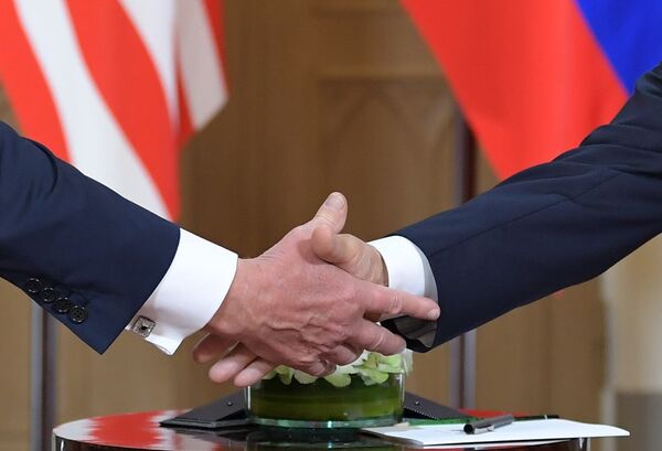 Ruski poziv Americi: Moramo zajedno da se borimo protiv novih pretnji Ruski poziv Americi: Moramo zajedno da se borimo protiv novih pretnji - Sputnik Srbija