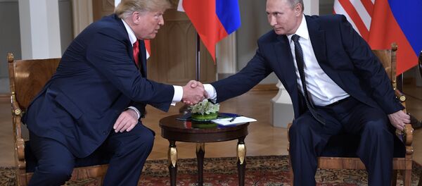 Доналд Трамп и Владимир Путин - Sputnik Србија