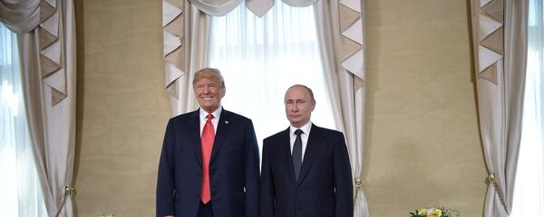 Председници САД и Русије, Доналд Трамп и Владимир Путин, на састанку у Хелсинкију - Sputnik Србија