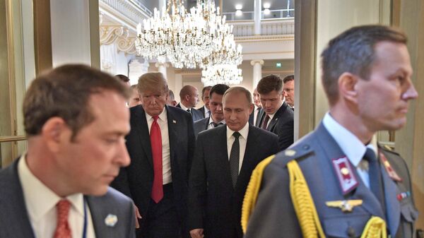 Председници САД и Русије, Доналд Трамп и Владимир Путин, на састанку у Хелсинкију  - Sputnik Србија