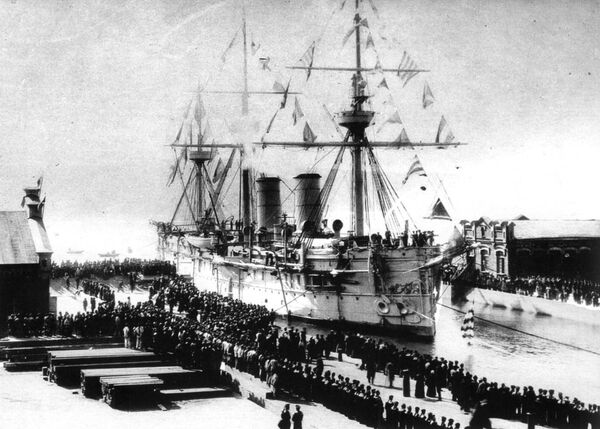 Krstarica Dmitrij Donski na otvaranju pristaništa u Vladivostoku, 7. oktobar 1897. godine. Krstarica Dmitrij Donski na otvaranju pristaništa u Vladivostoku, 7. oktobar 1897. godine. - Sputnik Srbija