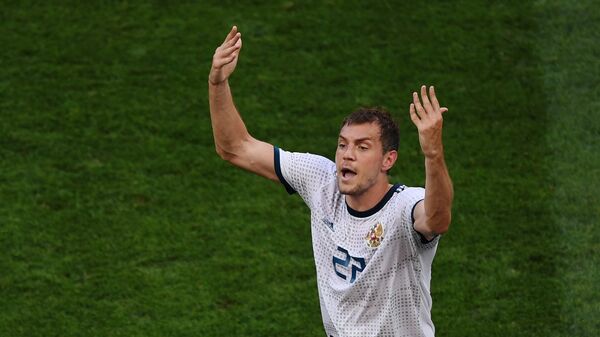 Fudbaler reprezentacije Rusije Artjom Džuba nakon postignutog gola na Svetskom prvenstvu u fudbalu - Sputnik Srbija