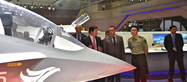 Српска делегација у посети Кини Српска делегација у посети Кини - Sputnik Србија