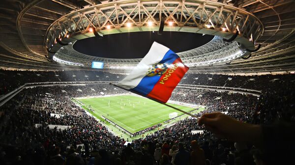 Руска застава на стадиону Лужники у Москви - Sputnik Србија