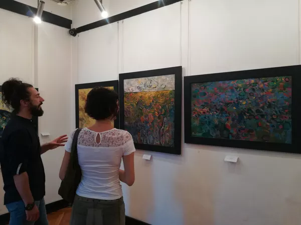 Međunarodna galerija portreta čuva kolekciju svetski poznatog slikara Džejmsa Haima Pinta, koji je bio veliki prijatelj Ismeta Mujezinovićea. Međunarodna galerija portreta čuva kolekciju svetski poznatog slikara Džejmsa Haima Pinta, koji je bio veliki prijatelj Ismeta Mujezinovićea. - Sputnik Srbija