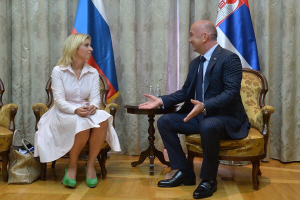Састанак портпаролке руског Министарства иностраних послова Марије Захарове и министра за иновације и технолошки развој Ненада Поповића Састанак портпаролке руског Министарства иностраних послова Марије Захарове и министра за иновације и технолошки развој Ненада Поповића - Sputnik Србија