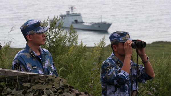 Kineski vojnici na rusko-kineskim vojnim vežbama Morska saradnja 2015 u Vladivostoku - Sputnik Srbija