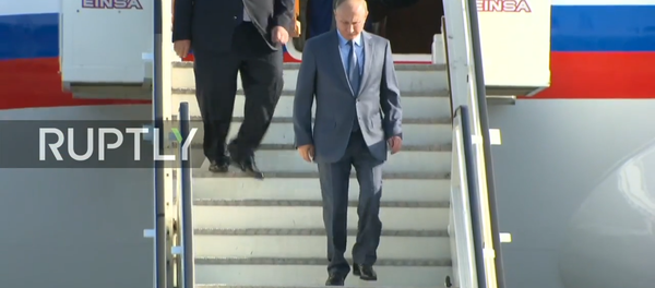 Путин допутовао у Берлин (видео) - Sputnik Србија