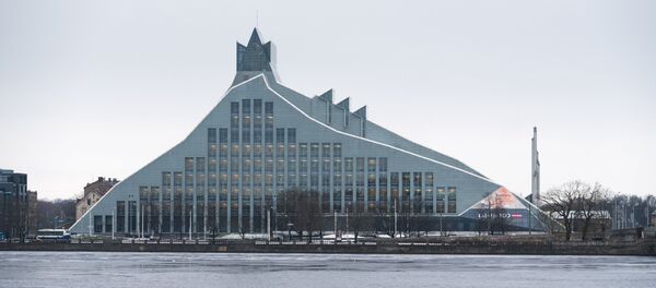 Зграда Летонске националне библиотеке у Риги Зграда Летонске националне библиотеке у Риги - Sputnik Србија