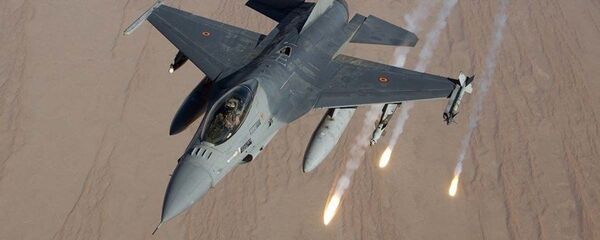 Ловац Ф-16 Ловац Ф-16 - Sputnik Србија