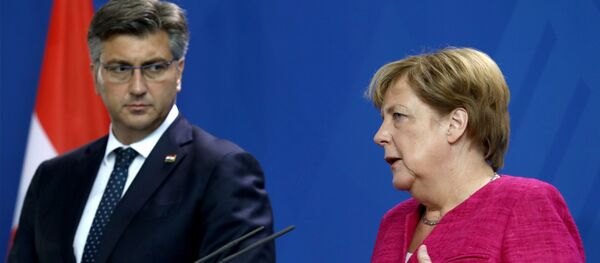 Andrej Plenković i Angela Merkel - Sputnik Srbija