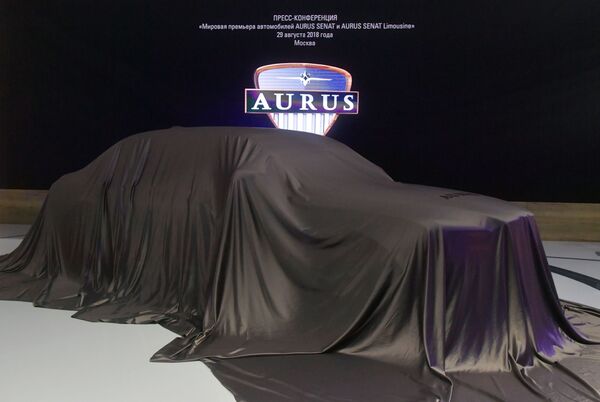 Automobil „Aurus“ je napravljen na bazi predsedničkog automobila „Kortež“. - Sputnik Srbija