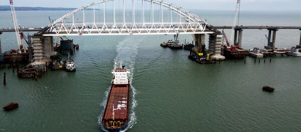 Izgradnja Krimskog mosta preko Kerčkog moreuza Izgradnja Krimskog mosta preko Kerčkog moreuza - Sputnik Srbija