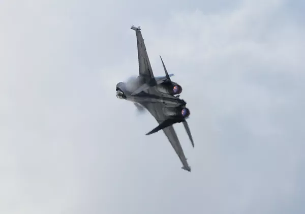 Један Су-35 може на мегдан са пет Ф-35 Један Су-35 може на мегдан са пет Ф-35 - Sputnik Србија