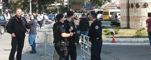 Косовска полиција у центру Косовске Митровице. Косовска полиција у центру Косовске Митровице. - Sputnik Србија