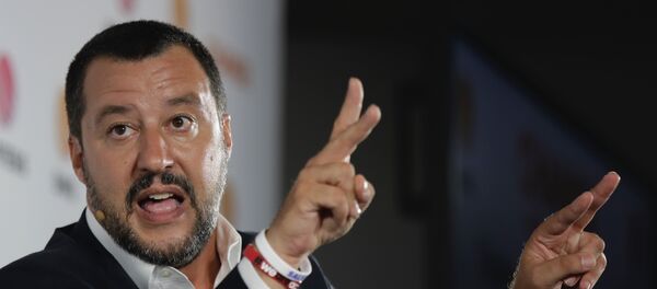 Италијански министар унутрашњих послова Матео Салвини Италијански министар унутрашњих послова Матео Салвини - Sputnik Србија