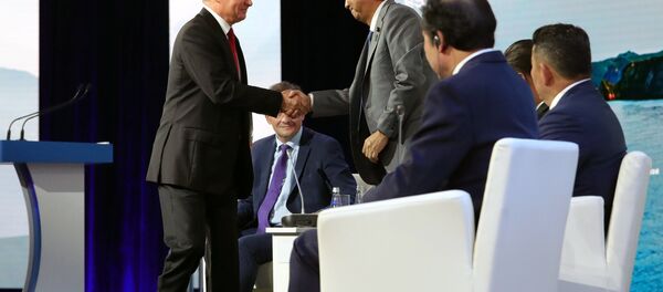 Шинзо Абе и Владимир Путин - Sputnik Србија