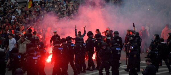 Protest desničara Protest desničara - Sputnik Srbija
