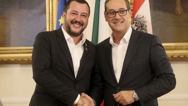 Ministar unutrašnjih poslova Italije Mateo Salvini i austrijski vicekancelar Hajnc Kristijan Štrahe - Sputnik Srbija