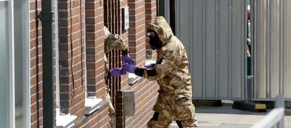 Britanski forenzičari istražuju slučaj trovanja Sergeja i Julije Skripalj - Sputnik Srbija