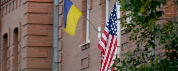 Заставе САД и Украјине  - Sputnik Србија