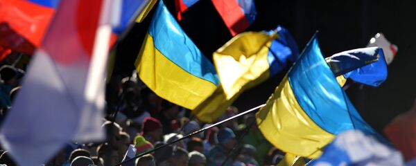 Zastave Ukrajine i Rusije - Sputnik Srbija