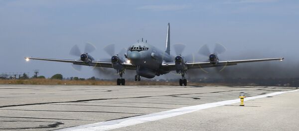 Авион Ил-20 руског војног ваздухопловства у бази Хмејмим у Сирији - Sputnik Србија