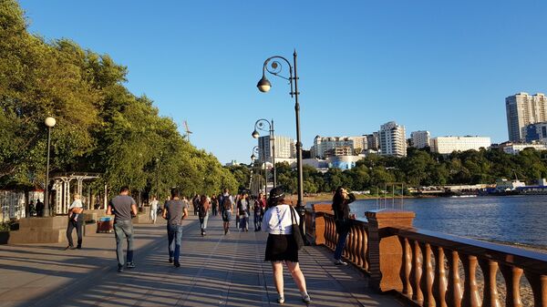 Житељи Владивостока слободно време најрадије проводе у парковима и шетњи крај мора - Sputnik Србија