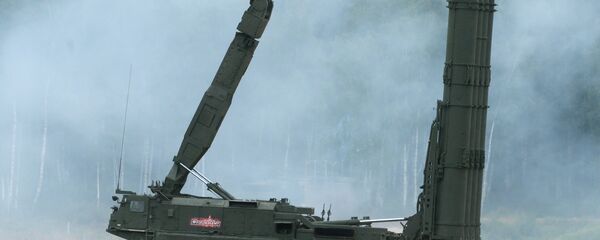 Руски ПВО систем С-300ВМ Антеј 2500 на Међународном војно-техничком форуму Армија 2017 - Sputnik Србија
