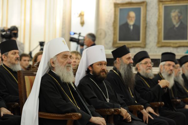 Patrijarh Irinej i mitropolit volokolamski Ilarion - Sputnik Srbija