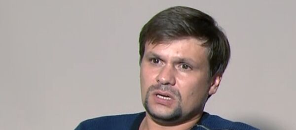 Руслан Боширов, кога британске власти сумњиче за умешаност у тровање Скрипаљевих у Солсберију, током интервјуа за телевизију РТ Руслан Боширов, кога британске власти сумњиче за умешаност у тровање Скрипаљевих у Солсберију, током интервјуа за телевизију РТ - Sputnik Србија