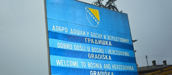 Табла на уласку у БиХ - Sputnik Србија