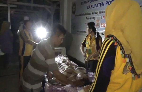 Последице цунамија у Индонезији Последице цунамија у Индонезији - Sputnik Србија