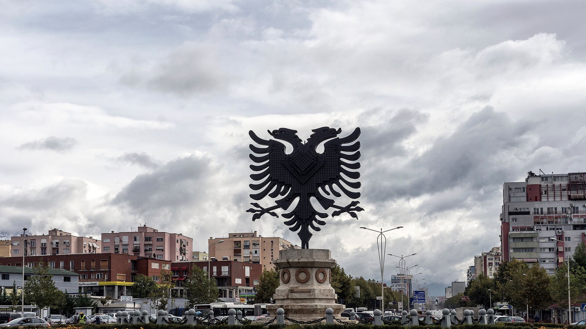 Grb Albanije u Tirani - Sputnik Srbija, 1920, 17.02.2021