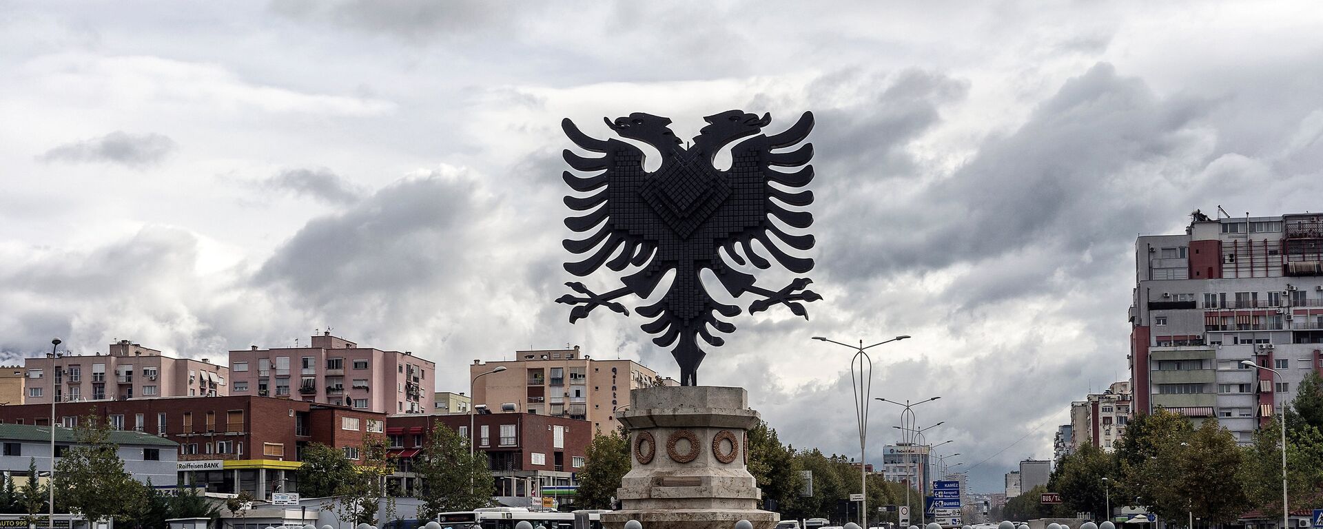 Grb Albanije u Tirani - Sputnik Srbija, 1920, 17.10.2023