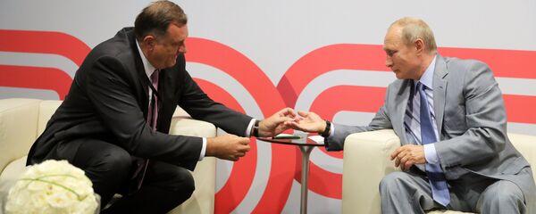 Председник Републике Српске Милорад Додик и председник Русије Владимир Путин на састанку у Сочију - Sputnik Србија