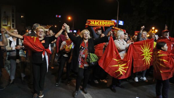 Slavlje protivnika referenduma na ulicama Skoplja - Sputnik Srbija