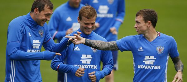 Ruski reprezentativci, Artjom Dzjuba, Aleksandar Kokorin i Pavel Mamajev - Sputnik Srbija