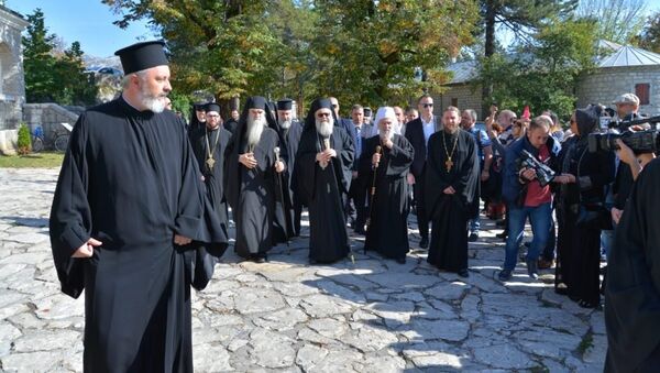 Историјска посета два патријарха Црној Гори - Sputnik Србија