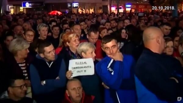 Protest u Bihaću zbog migranata - Sputnik Srbija