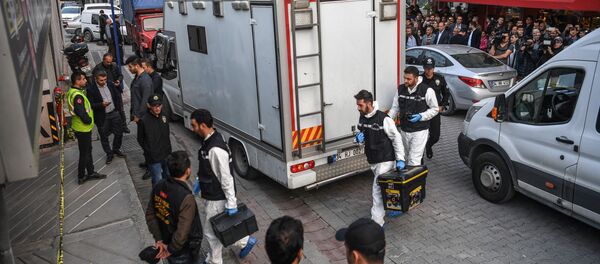 Форензичари у Истанбулу на месту открића аутомобила који је припадао конзулату Саудијске Арабије Форензичари у Истанбулу на месту открића аутомобила који је припадао конзулату Саудијске Арабије - Sputnik Србија