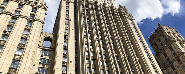 Zdanie ministerstva inostrannыh del RF na Smolenskoй-Sennoй ploщadi v Moskve - Sputnik Srbija