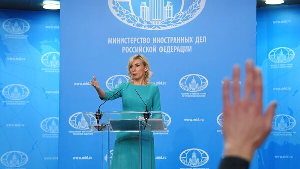 Portparolka Ministarstva spoljnih poslova Rusije Marija Zaharova na redovnom brifingu - Sputnik Srbija
