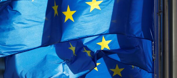 Zastave Evropske unije ispred sedišta Evropske komisije u Briselu Zastave Evropske unije ispred sedišta Evropske komisije u Briselu - Sputnik Srbija
