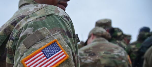 Амерички војник на заједничким војним вежбама САД и Румуније у оквиру операције Атлантска одлучност Амерички војник на заједничким војним вежбама САД и Румуније у оквиру операције Атлантска одлучност - Sputnik Србија