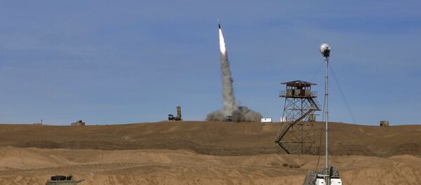 Iranska raketa Iranska raketa - Sputnik Srbija