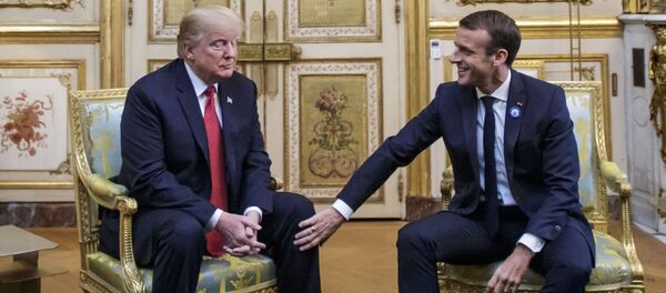 Доналд Трамп и Емануел Макрон Доналд Трамп и Емануел Макрон - Sputnik Србија