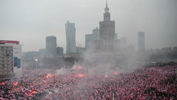 Марш независности у Варшави поводом обележавања стогодишњице независности Пољске - Sputnik Србија