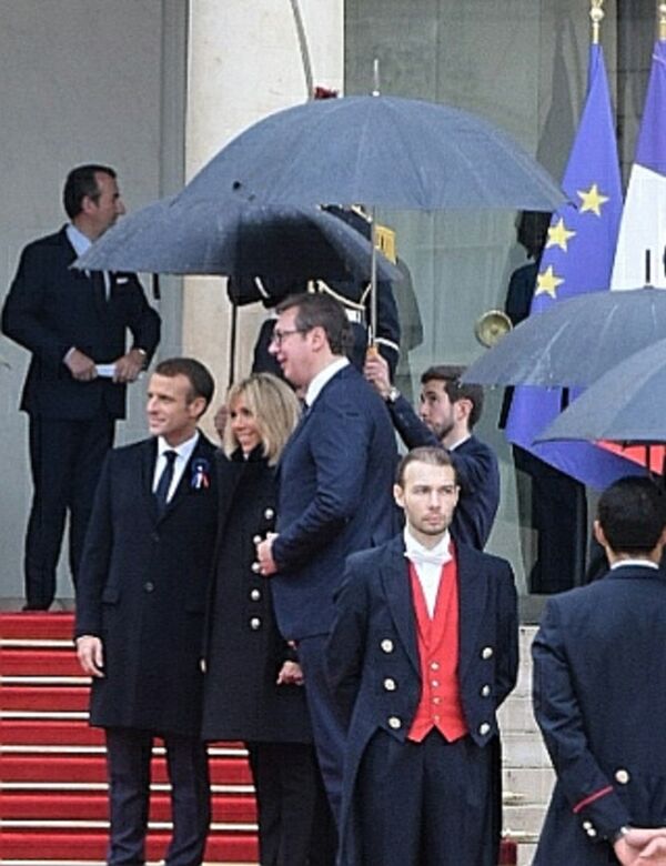 Doček predsednika Vučića u Parizu - Sputnik Srbija